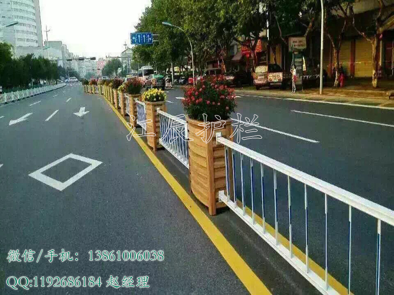 л令 
ؼ: