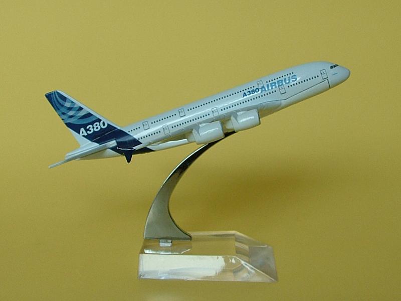 ɻģ,aircraft modelA380 
ؼ: