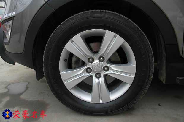  2011 2.0L ԶGLS 
ؼ: