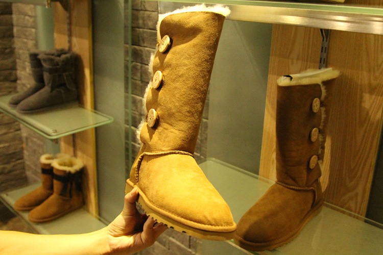 ֱ2015¿UGGѩѥ΢ԱʵԴ 
ؼ: