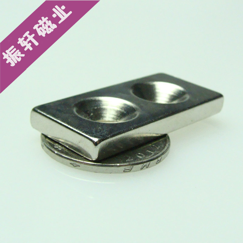 𳤷δ˫ǿŸƬ״Ϣ 
ؼ: