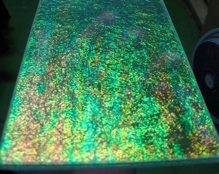 ʺĤйӦ۸PolyRainbowʺ粣 
ؼ: