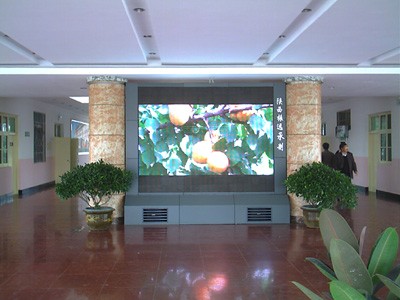 ԶLEDʾ---רҵLEDʾĳ 
ؼ:2009-09-14